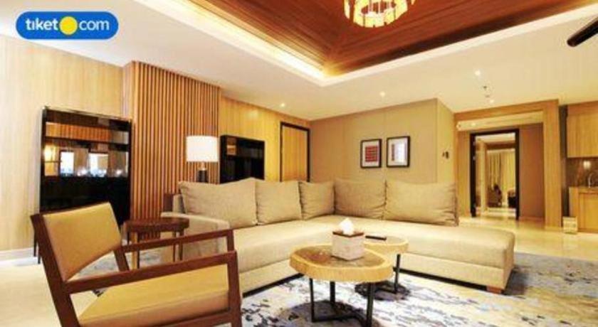 Hotel The Rinra Makasar Zewnętrze zdjęcie