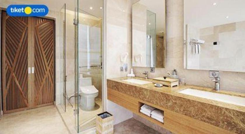 Hotel The Rinra Makasar Zewnętrze zdjęcie
