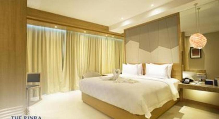Hotel The Rinra Makasar Zewnętrze zdjęcie