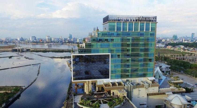 Hotel The Rinra Makasar Zewnętrze zdjęcie