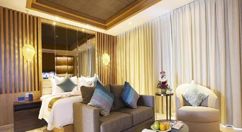 Hotel The Rinra Makasar Zewnętrze zdjęcie